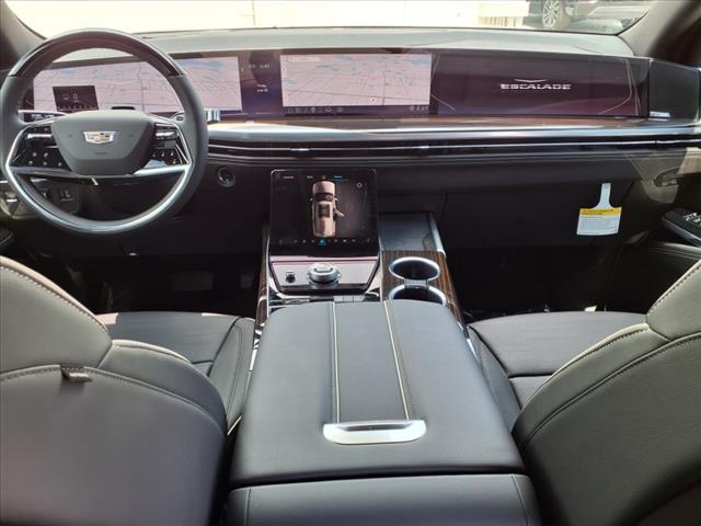 new 2025 Cadillac Escalade ESV car, priced at $115,914