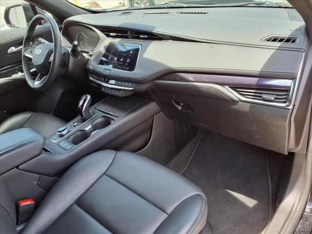 used 2023 Cadillac XT4 car, priced at $28,991