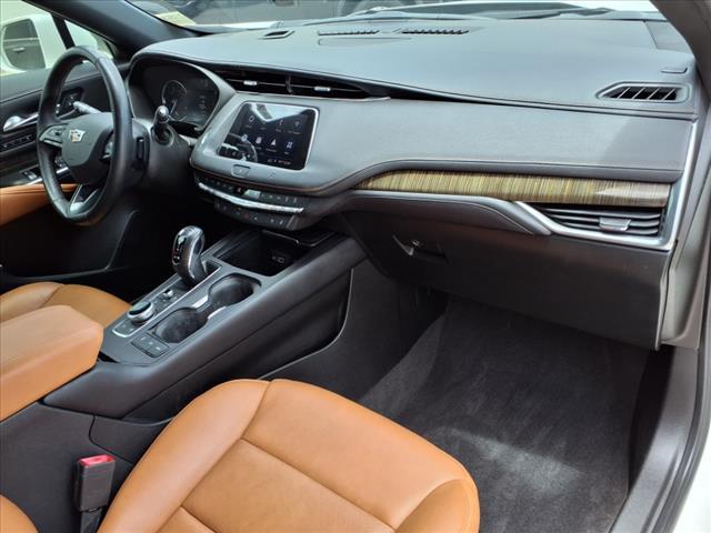 used 2019 Cadillac XT4 car, priced at $20,234