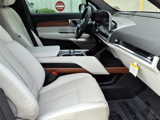 new 2026 Cadillac VISTIQ car, priced at $79,890