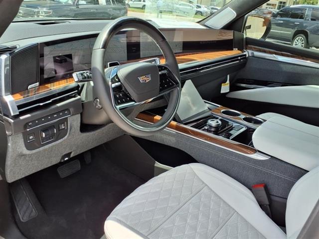 new 2025 Cadillac Escalade ESV car, priced at $131,444