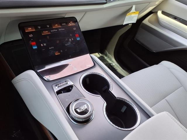 new 2026 Cadillac VISTIQ car, priced at $81,015