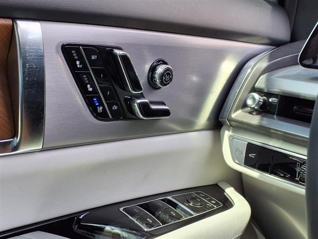 new 2026 Cadillac VISTIQ car, priced at $81,015