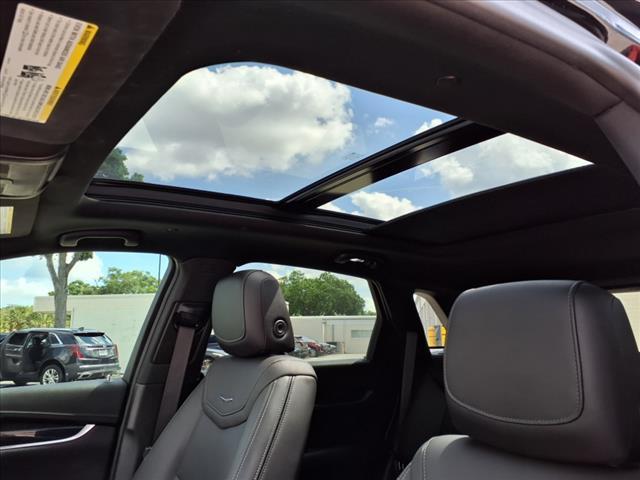 used 2021 Cadillac XT5 car, priced at $31,184