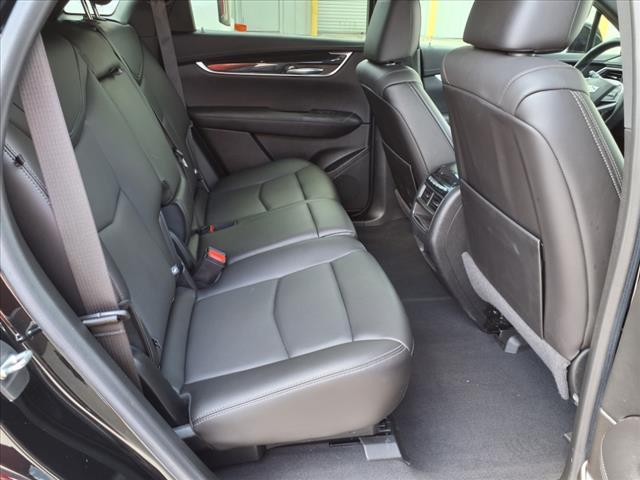 used 2021 Cadillac XT5 car, priced at $31,184