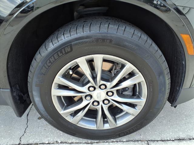 used 2021 Cadillac XT5 car, priced at $31,184