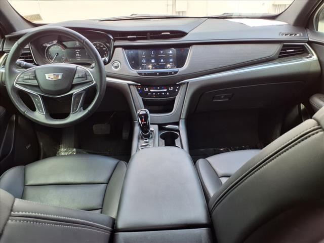 used 2021 Cadillac XT5 car, priced at $31,184