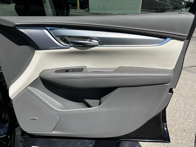 used 2021 Cadillac XT5 car, priced at $31,082