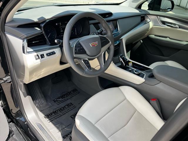 used 2021 Cadillac XT5 car, priced at $31,082