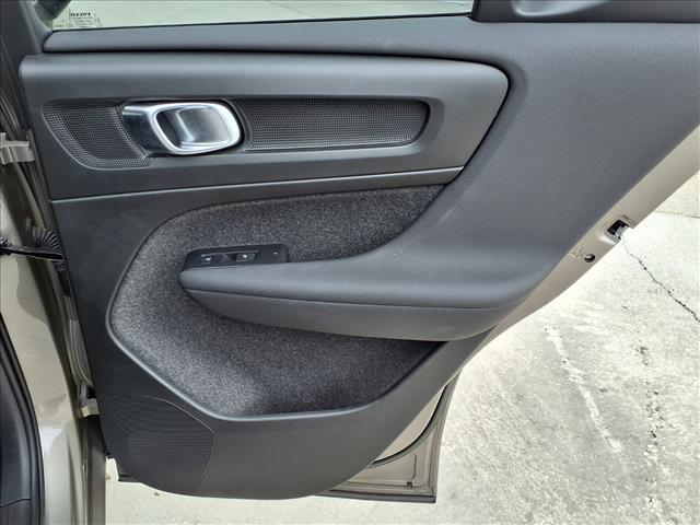 used 2022 Volvo XC40 car, priced at $24,499