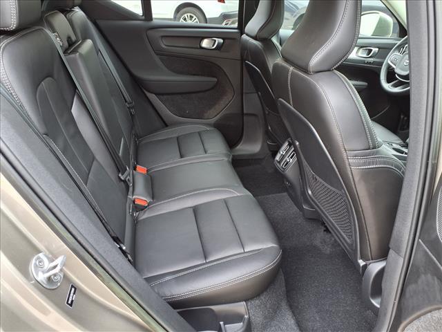 used 2022 Volvo XC40 car, priced at $24,499