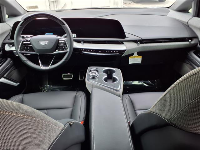 new 2025 Cadillac OPTIQ car, priced at $55,615