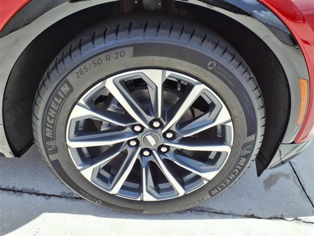 new 2025 Cadillac LYRIQ car, priced at $62,514