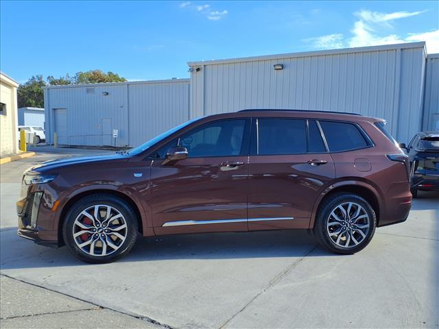 used 2023 Cadillac XT6 car, priced at $42,218
