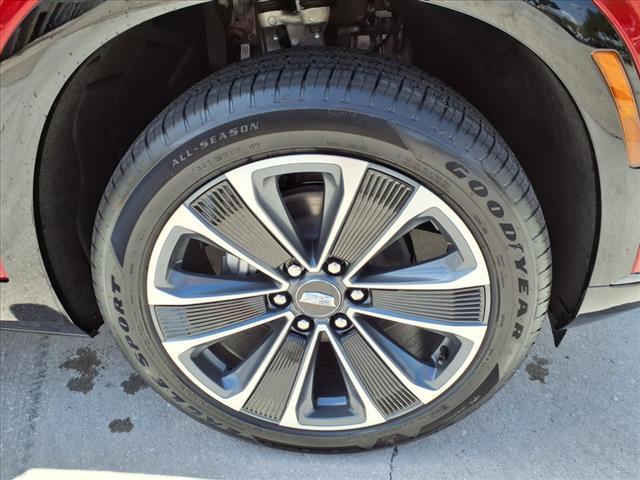 new 2026 Cadillac VISTIQ car, priced at $80,815