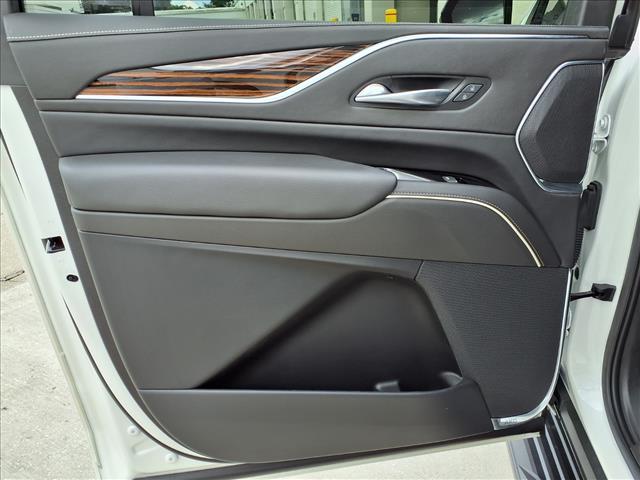 used 2022 Cadillac Escalade ESV car, priced at $72,123