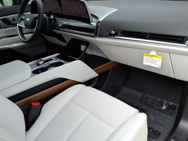 new 2026 Cadillac VISTIQ car, priced at $80,515