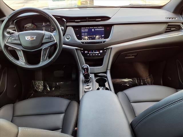 used 2022 Cadillac XT5 car, priced at $27,499