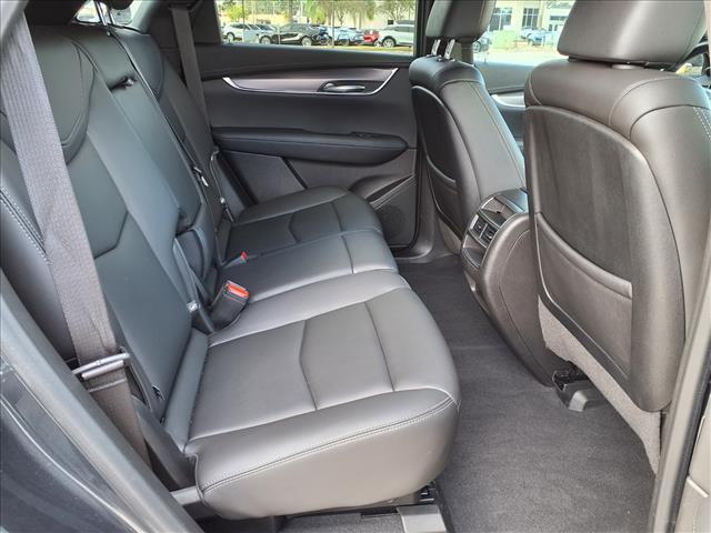 used 2022 Cadillac XT5 car, priced at $27,499