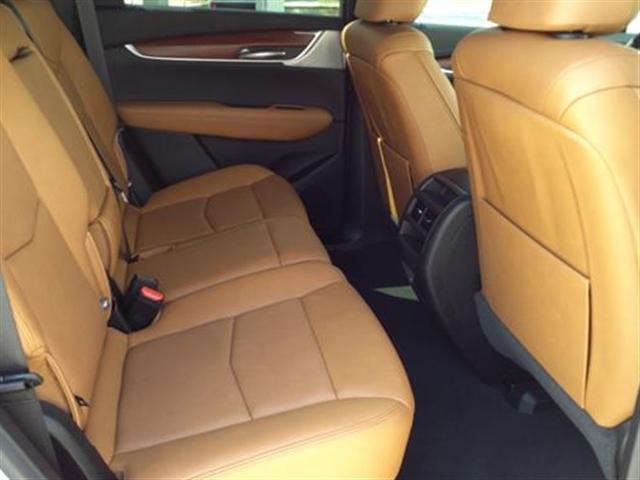new 2025 Cadillac XT5 car, priced at $55,590