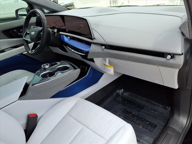 new 2025 Cadillac OPTIQ car, priced at $56,590