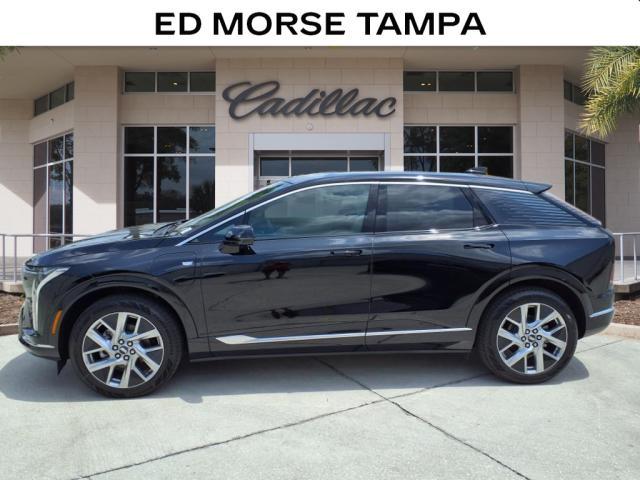 new 2025 Cadillac OPTIQ car, priced at $56,590