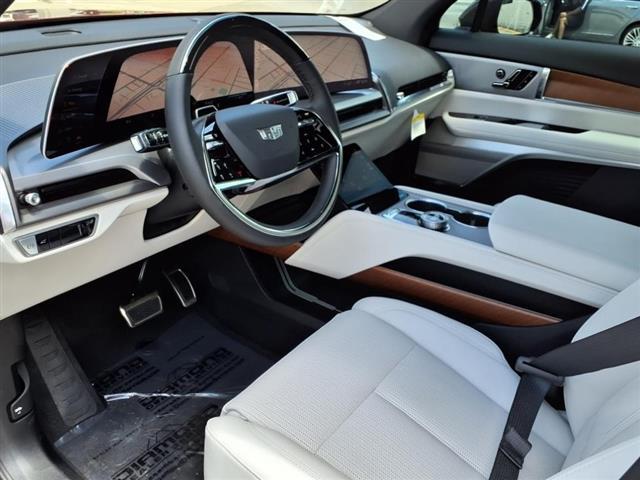 new 2026 Cadillac VISTIQ car, priced at $80,215
