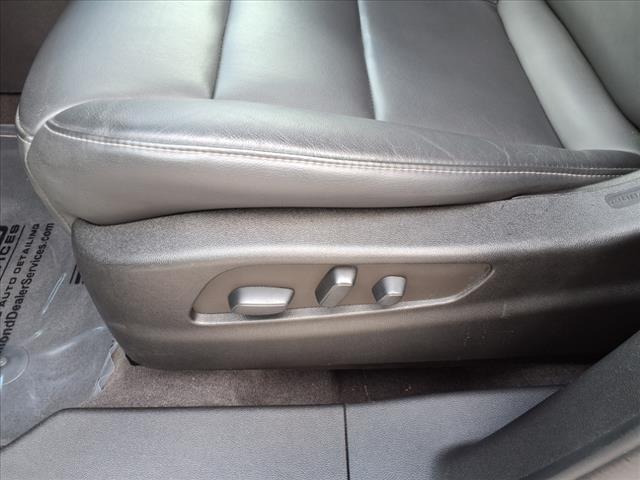 used 2022 Cadillac XT4 car, priced at $25,597
