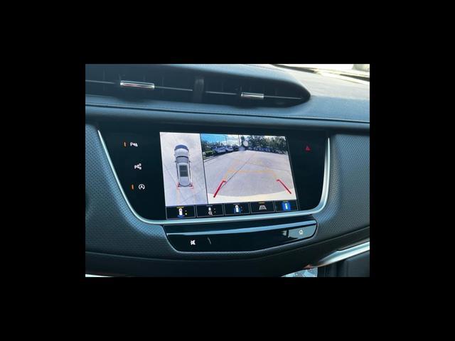 new 2025 Cadillac XT5 car, priced at $58,990
