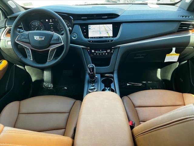 new 2025 Cadillac XT5 car, priced at $58,990