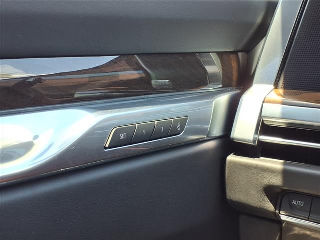 new 2025 Cadillac Escalade ESV car