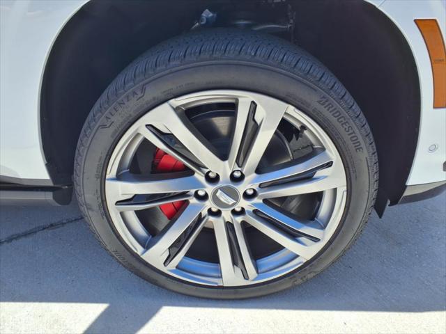 new 2025 Cadillac Escalade ESV car
