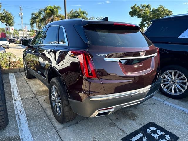 used 2021 Cadillac XT5 car, priced at $35,817