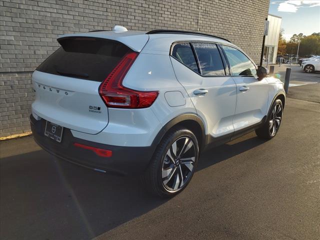 new 2025 Volvo XC40 car, priced at $48,290