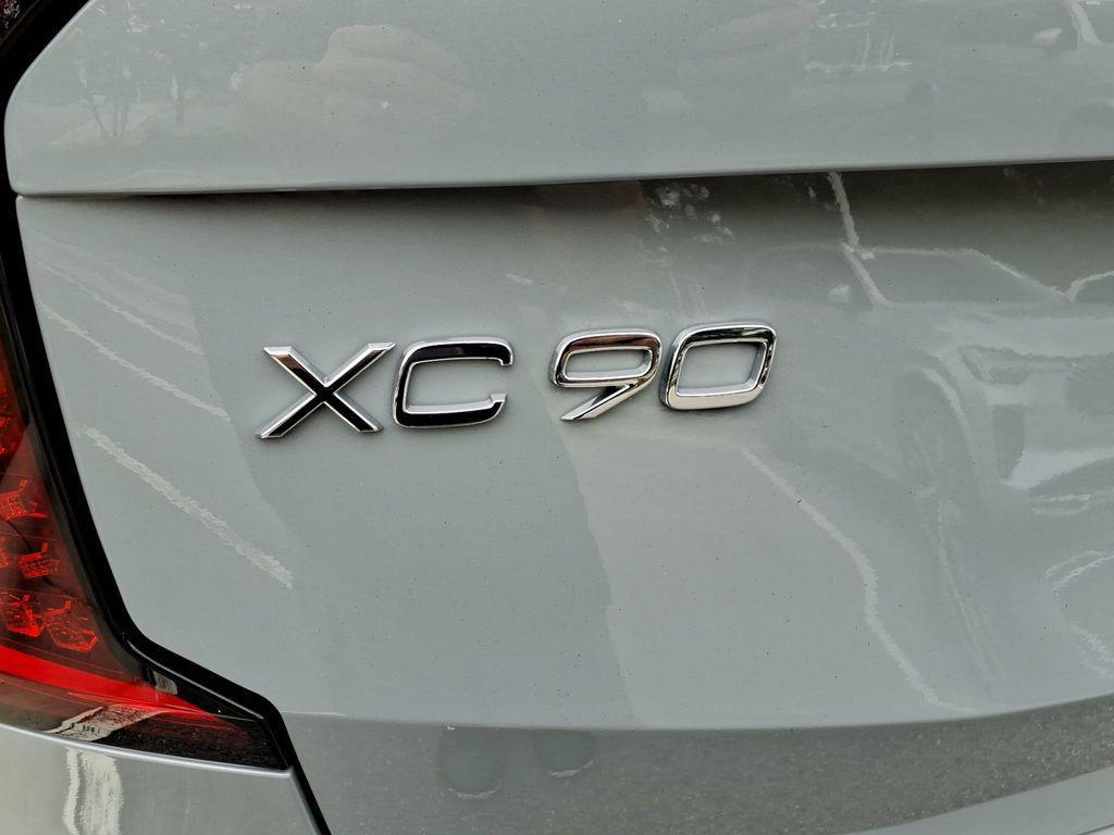 new 2026 Volvo XC90 car, priced at $72,155