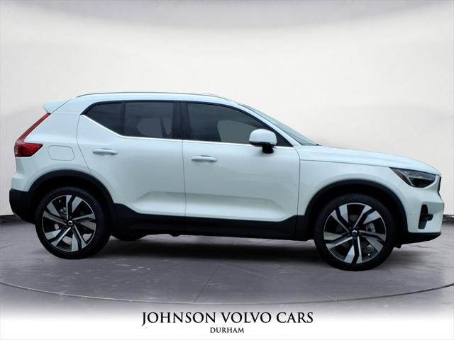 new 2025 Volvo XC40 car, priced at $49,565