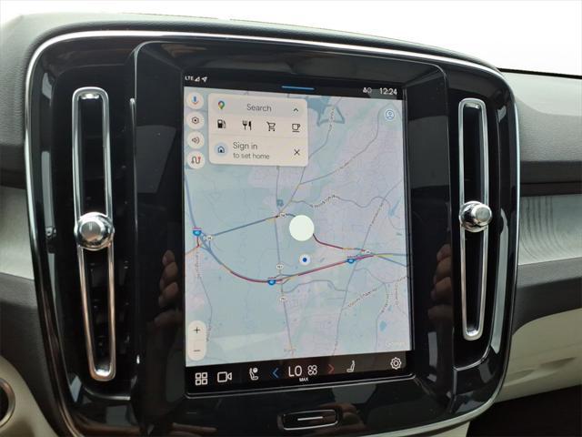 new 2025 Volvo XC40 car, priced at $49,565