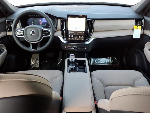 new 2025 Volvo XC90 car, priced at $64,395