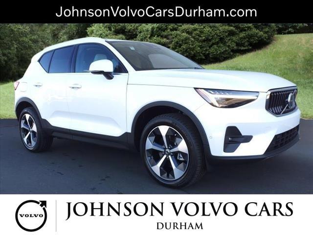 new 2024 Volvo XC40 car, priced at $48,025