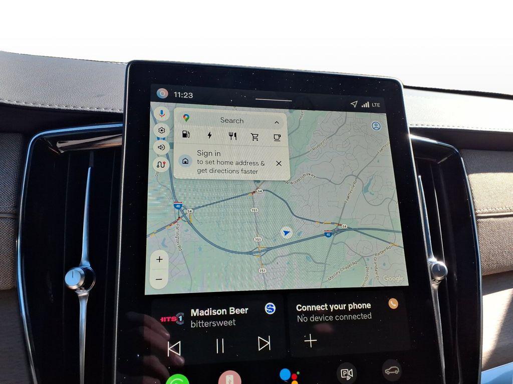 new 2026 Volvo XC90 Plug-In Hybrid car, priced at $78,375