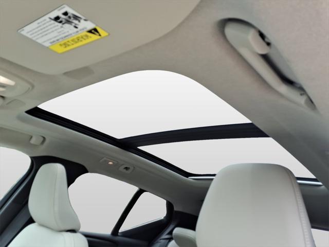new 2025 Volvo XC40 car, priced at $49,565
