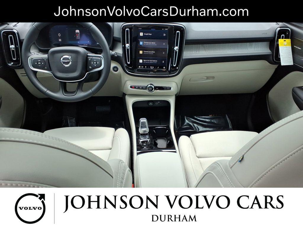 new 2025 Volvo XC40 car, priced at $51,565