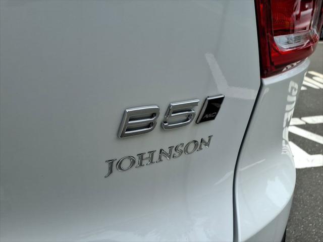 new 2025 Volvo XC40 car, priced at $49,565