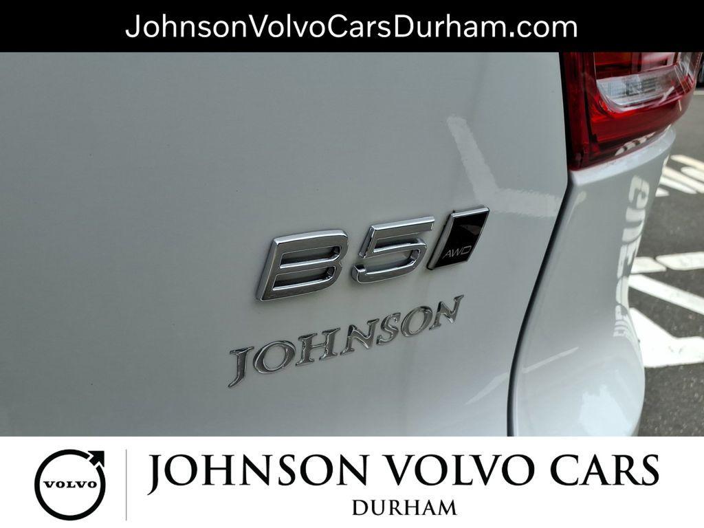 new 2025 Volvo XC40 car, priced at $51,565