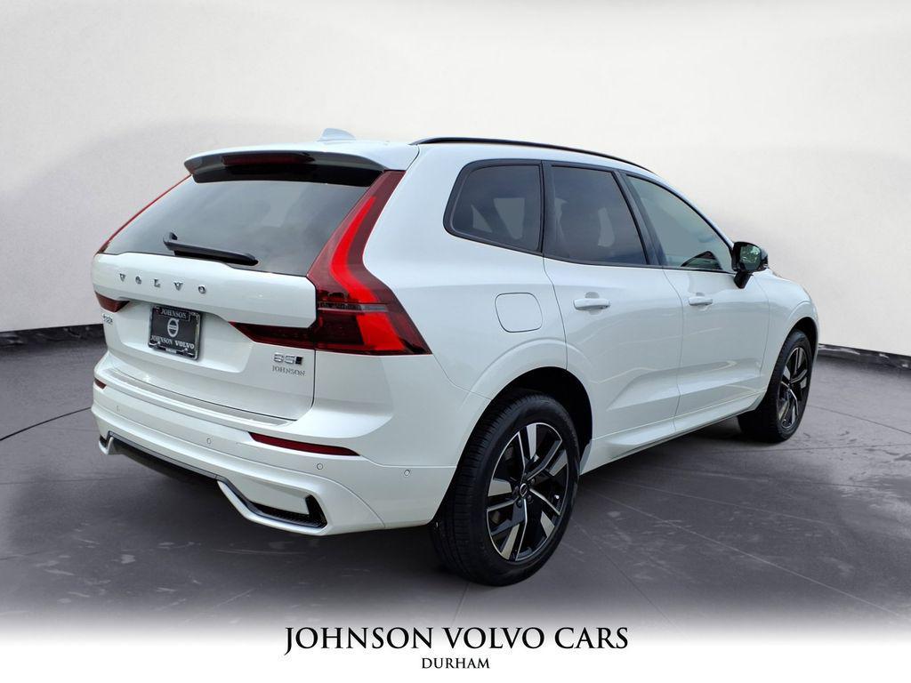 new 2026 Volvo XC60 car, priced at $54,985