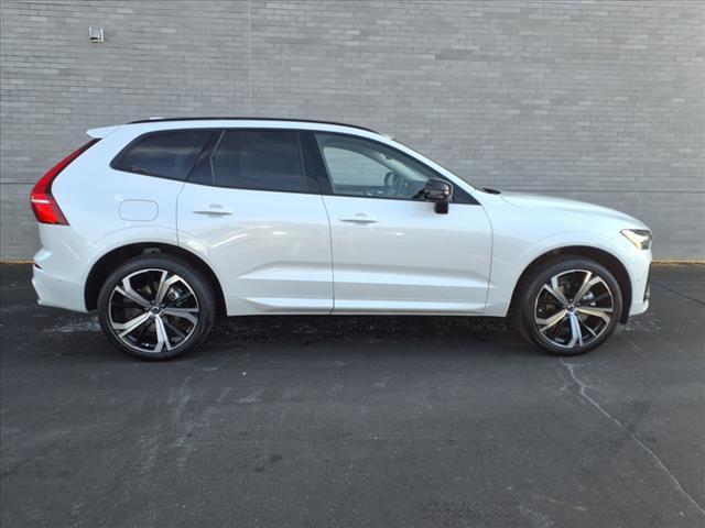 new 2025 Volvo XC60 car, priced at $58,635