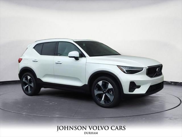 new 2025 Volvo XC40 car, priced at $46,315