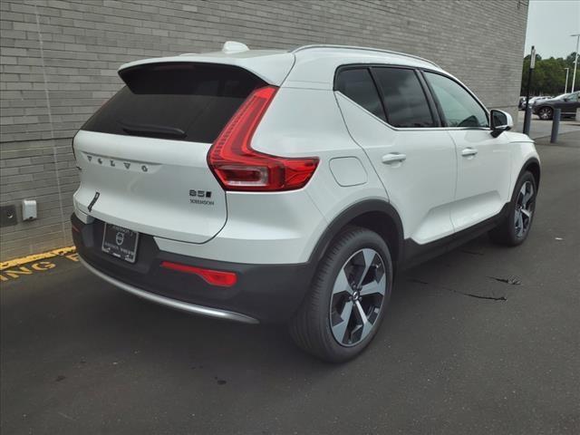 new 2025 Volvo XC40 car, priced at $46,815