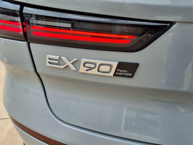 new 2025 Volvo EX90 car, priced at $85,640