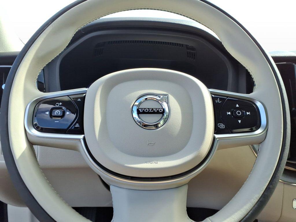 used 2024 Volvo XC60 car, priced at $39,961